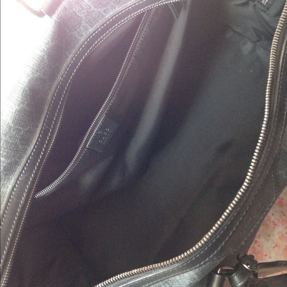 Gucci Duffel Bag - Picture 7 of 8